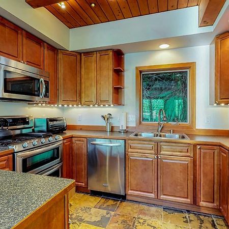 فيلا Woodland Hideaway In The Hills Lake Stevens المظهر الخارجي الصورة